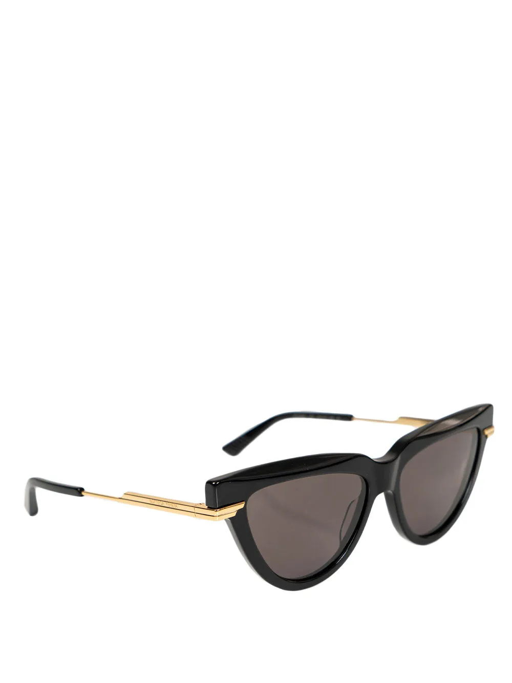 Cat eye sunglasses